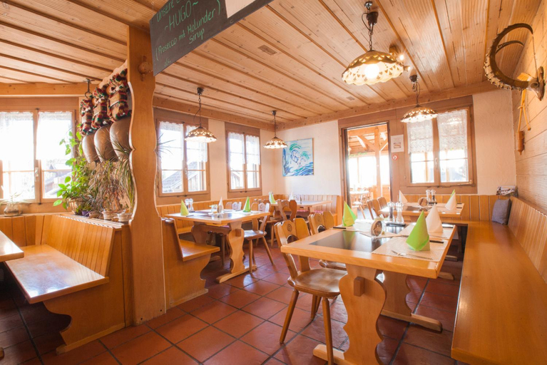 Food & Drinks 3, Hotel Restaurant Schv Nau, Toggenburg