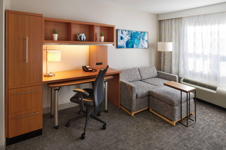 Bedroom 3, TownePlace Suites Mississauga-Airport Corporate C, Peel