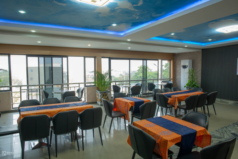 Food & Drinks 5, Dfranklin Apartment and Event Centre, AbujaMun