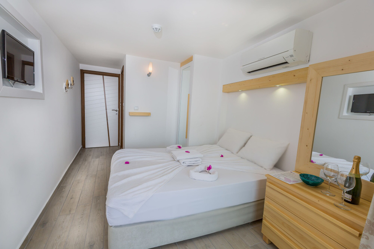 Bedroom 2, Defne Hotel, Kaş