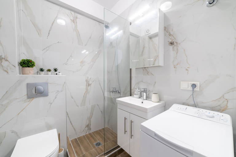 Bathroom 3, Amarylis Residential Complex, East Macedonia and Thrace