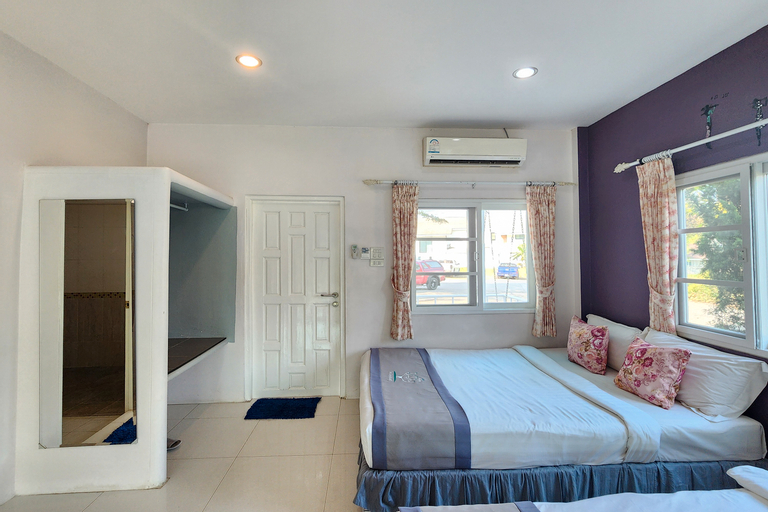 Bedroom 16