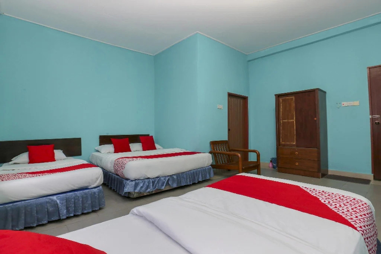 Bedroom 2, Alia Express CZ Hotel, Pasir Putih