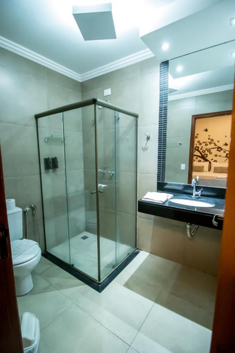 Bathroom 5, Pousada Vitalis, Olímpia