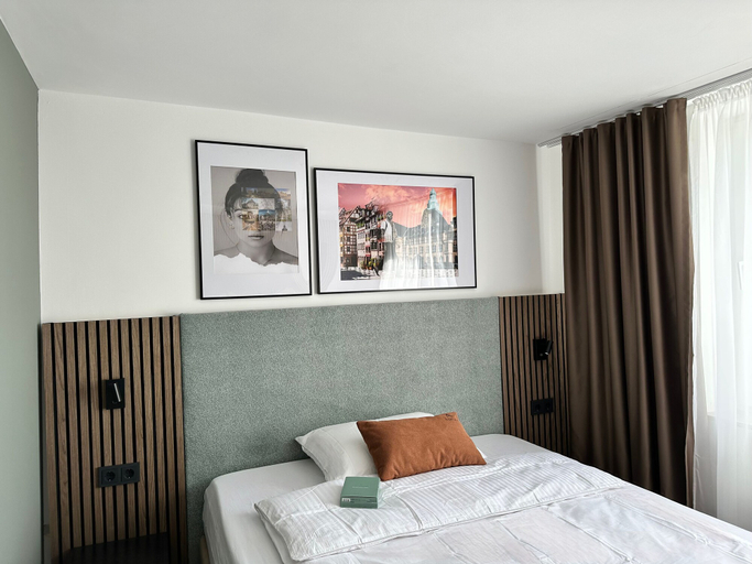 Bedroom 2, Aspire Palais Recklinghausen,Trademark Collection by Wyndham, Recklinghausen