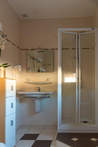 Bathroom 3