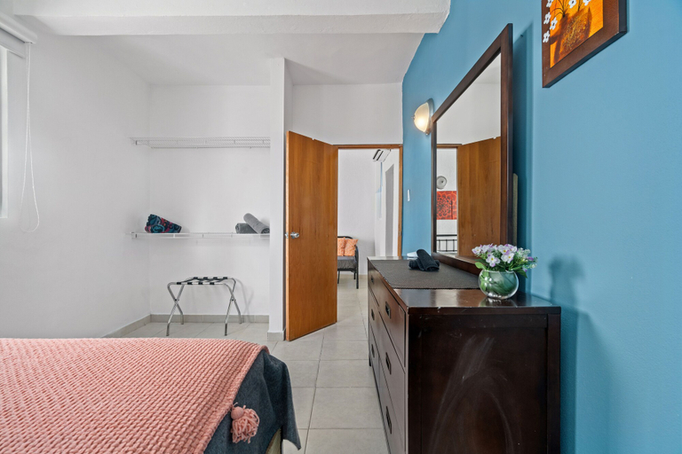Room 2, Puerto Rico Beachside Rental w Pool Otium Rentals