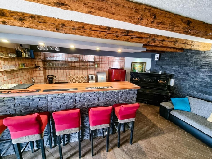 Food & Drinks 3, Luxe House, Dugi Rat