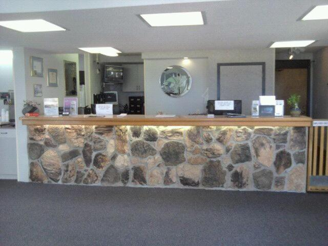 Public Area 2, Quail's Nest Inn & Suites, Camden