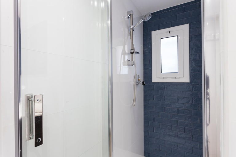 Bathroom 3, AB Paral·lel Spacious Apartments, Barcelona