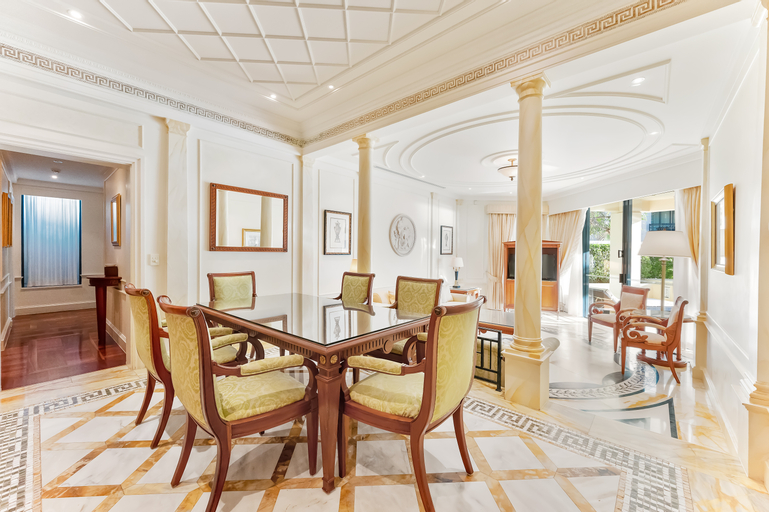 Dining Room 4