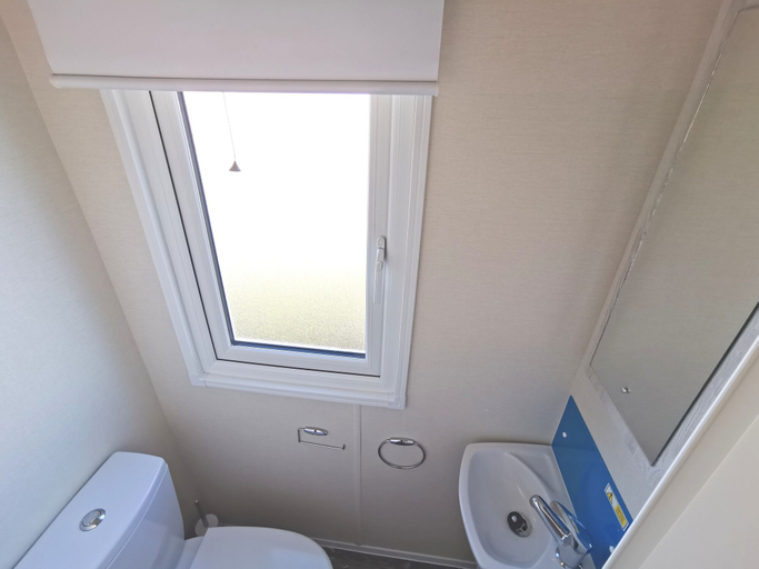 Bathroom 4, Sea Activities Golden Sands Beach Relax, Lincolnshire