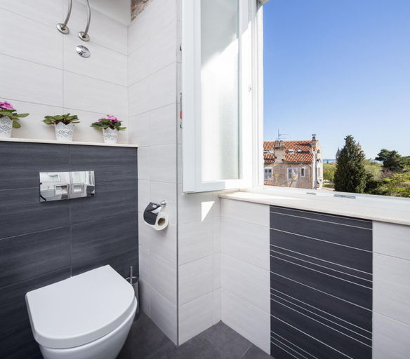 Bathroom 2, Rooms Supreme Spalato, Split