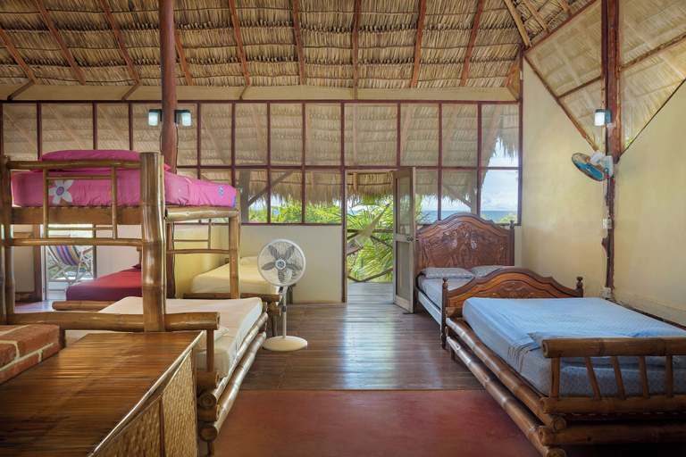 Bedroom 1, Finca Popoyo, Tola