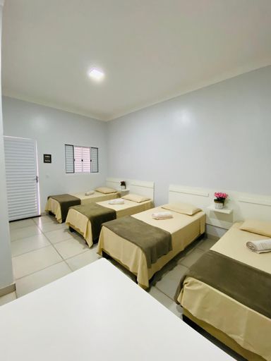 Bedroom 2, Hotel Pousada Marra, Catalão