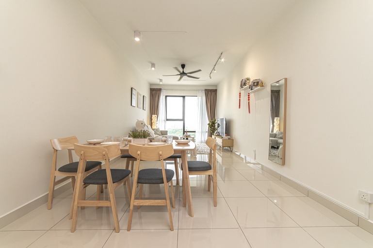 Dining Room 4, Midvalley Ins MUJI 2BR 6Pax Mosaic Southkey, Johor Bahru