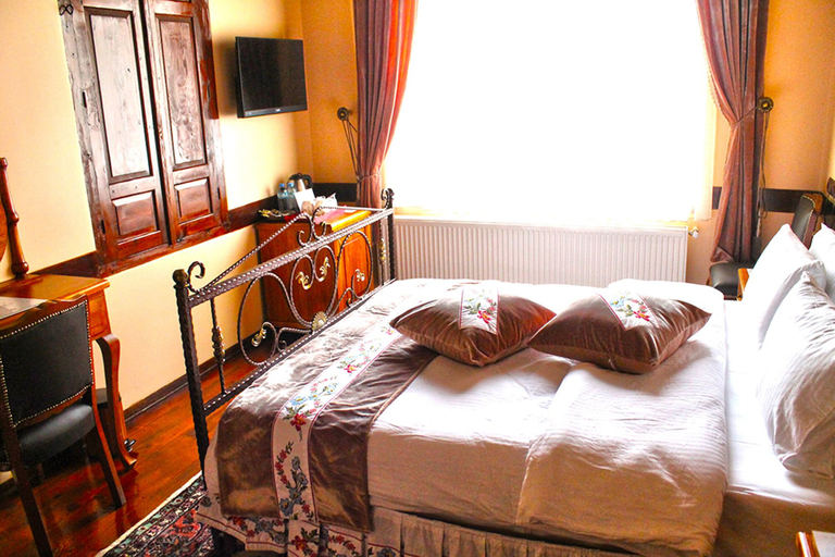 Bedroom 4, Aksehir Butik Hotel-Hasan Muallim Konukevi, Akşehir