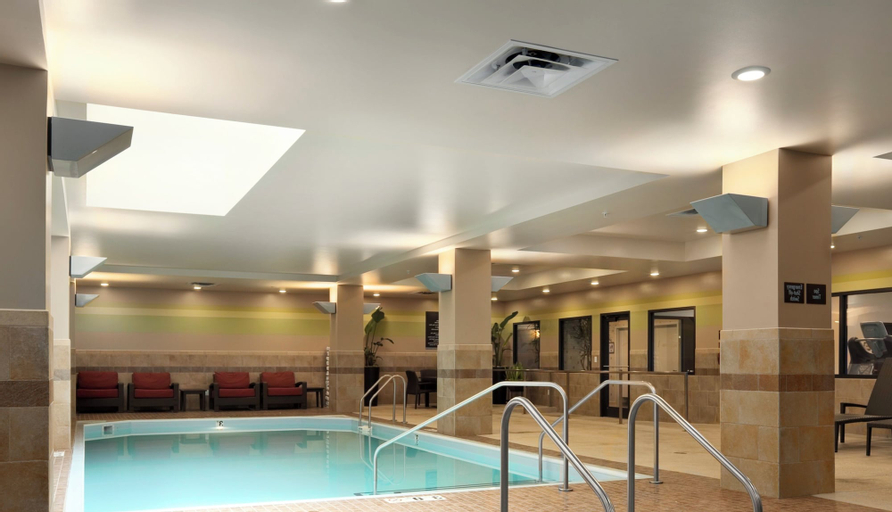Sport & Beauty 2, Embassy Suites by Hilton St. Louis Downtown, Saint Louis