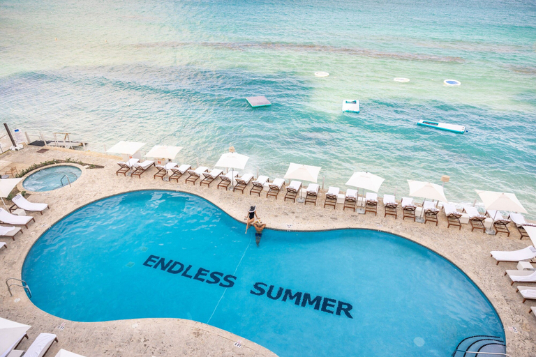 Sport & Beauty 1, Grand Cayman Marriott Resort