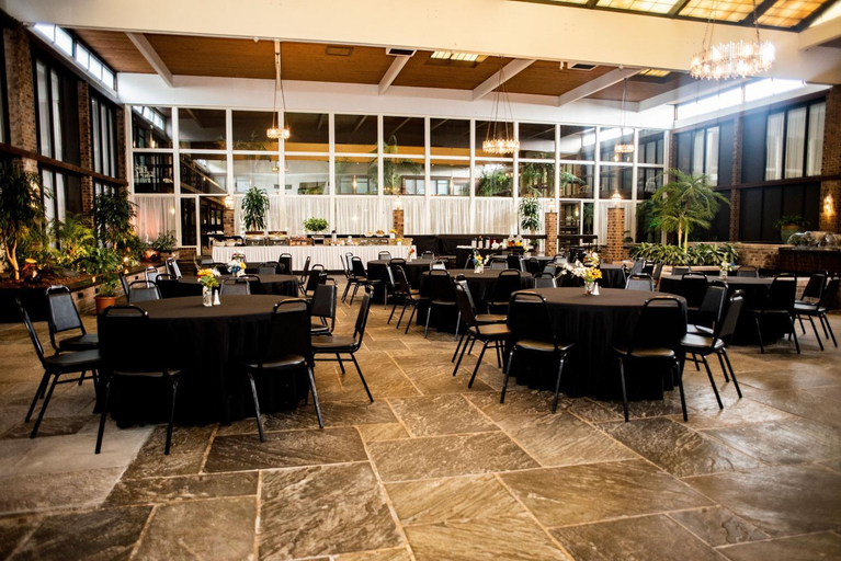 Food & Drinks 5, Altoona Grand Hotel, Blair