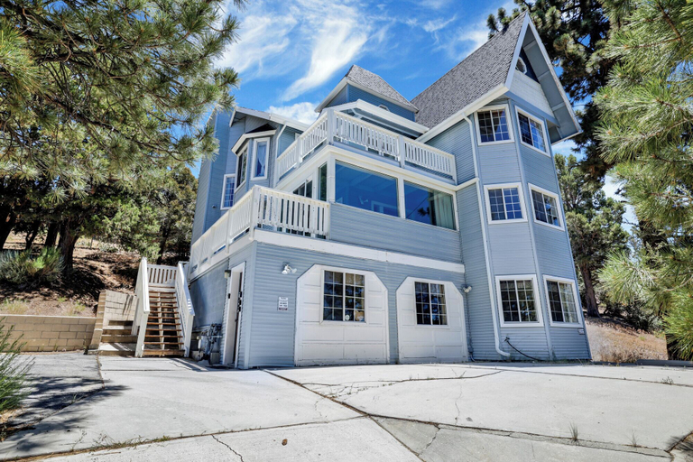 Exterior & Views 2, Chateau DE BIG Bear #2328, San Bernardino