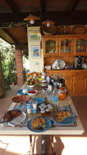 Others 5, B&B Le Anthos, Salerno