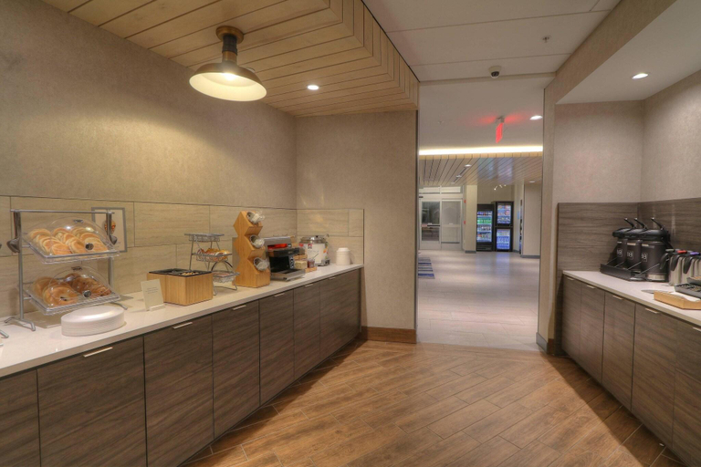 Food & Drinks 5, Fairfield Inn & Suites Gatlinburg Downtown, Sevier