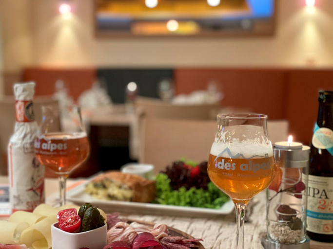 Food & Drinks 5, Bier & Erlebnis Hotel des alpes, Goms