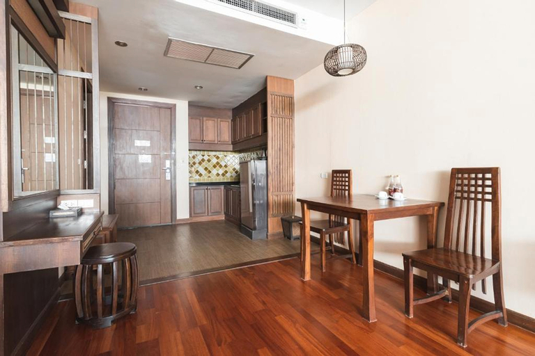Dining Room 4
