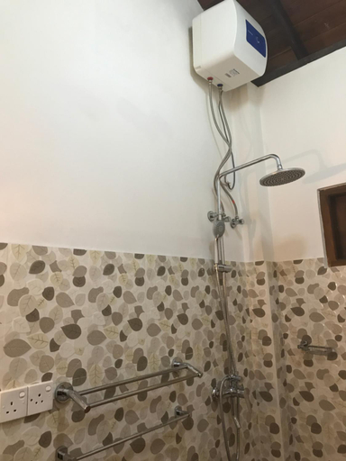 Bathroom 3, Randiya Beach Villa, Hikkaduwa