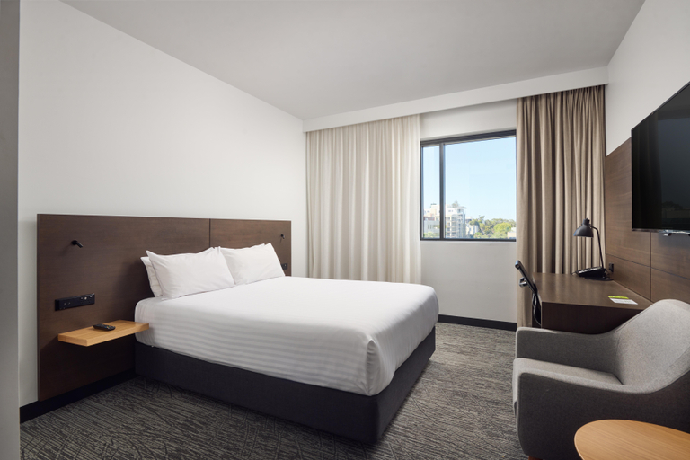 Bedroom 25