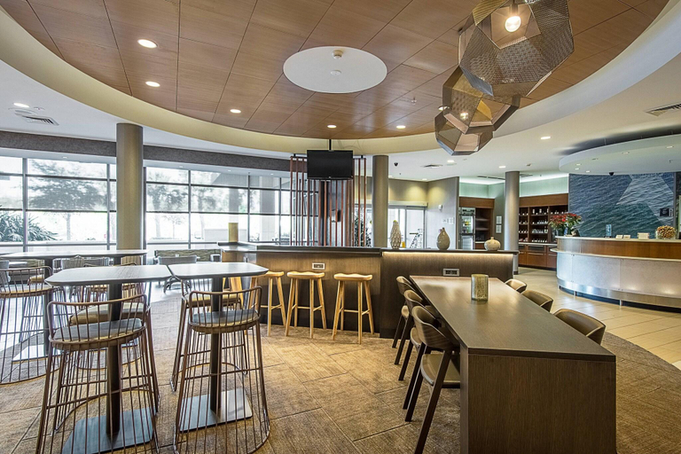 Food & Drinks 4, SpringHill Suites Tampa North/I-75 Tampa Palms, Hillsborough