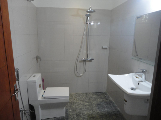 Bathroom 2, Sapara River Inn, Bentota