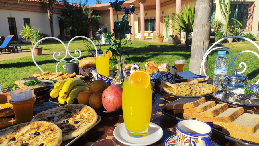 Food & Drinks 3, Qodwa Palace Rabat, Skhirate-Témara