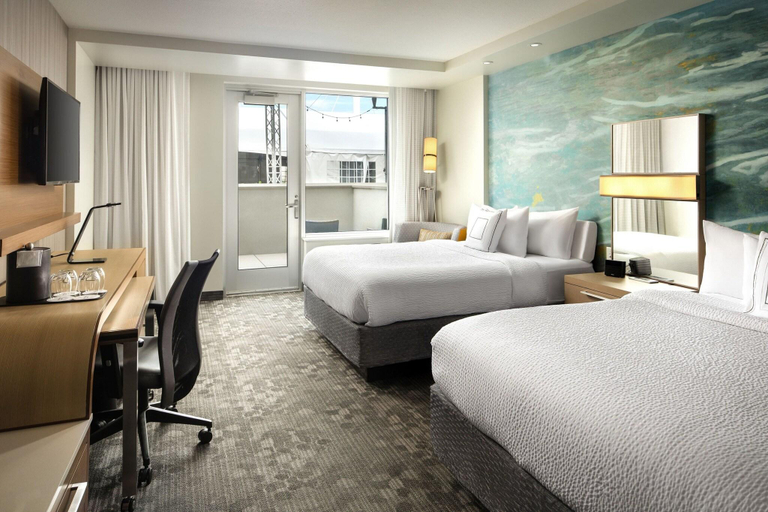 Bedroom 3, Courtyard Erie Bayfront, Lake Erie