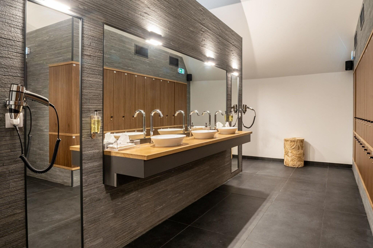 Bathroom 5, Hotel de Bourgtheroulde, Autograph Collection, Seine-Maritime