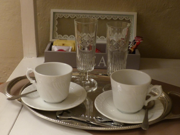 Food & Drinks 25