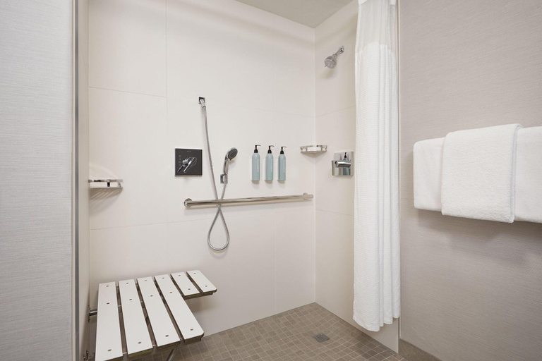 Bathroom 4, Courtyard Kansas City Overland Park, Kansas City