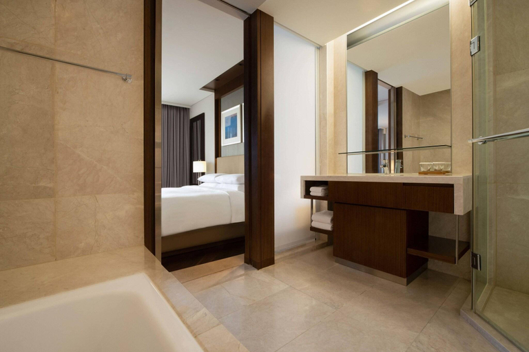 Bathroom 4, Courtyard by Marriott Seoul Times Square, Yeongdeungpo