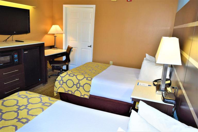 Bedroom 3, Baymont by Wyndham Forest City, Rutherford