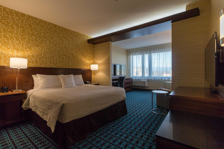 Bedroom 4, Fairfield Inn & Suites Regina, Division No. 6