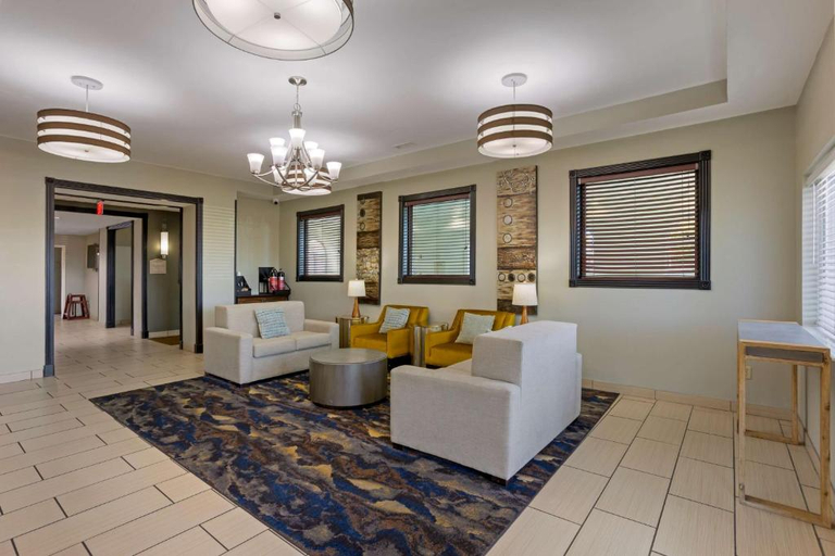 Public Area 2, Best Western Plus Searcy Inn, White