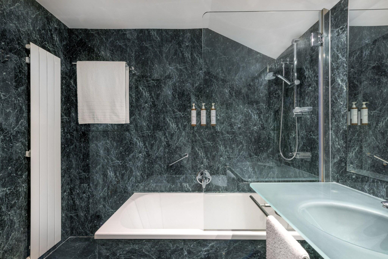 Bathroom 5, AC Palencia, Palencia