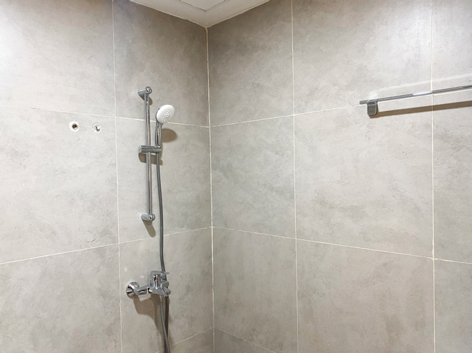 Bedroom 5, Comfort Living Studio Pollux Chadstone Apartment By Travelio, Cikarang