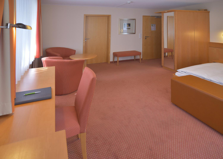 Others 4, Hotel - Restaurant Hirsch, Enzkreis