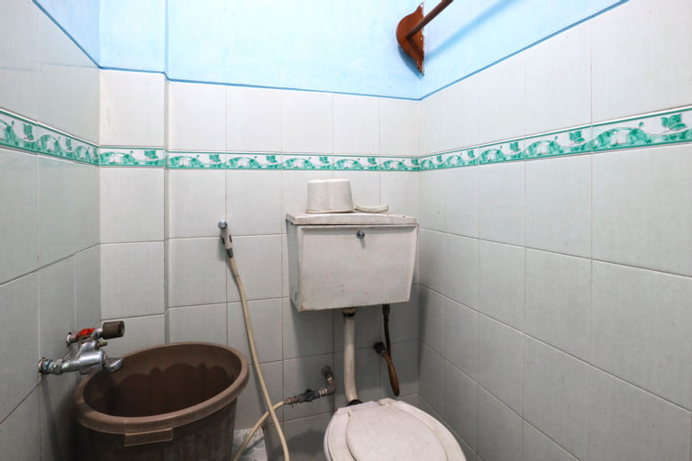 Bathroom 4