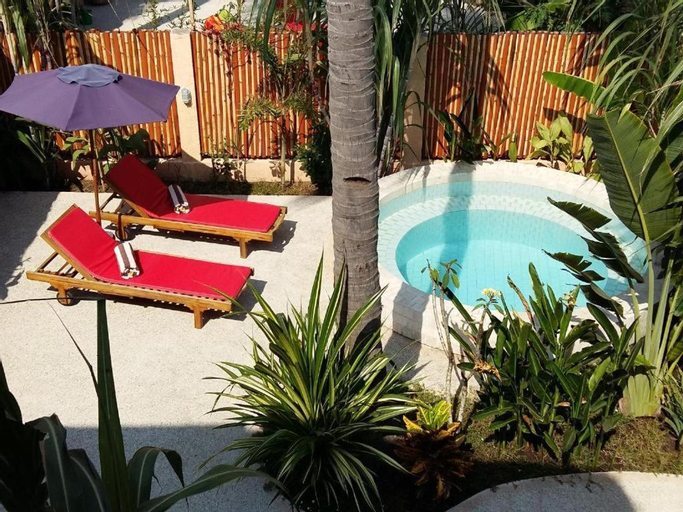 Swimming Pool 8