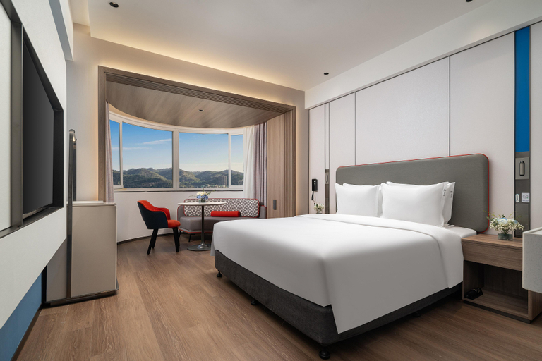 Bedroom 16
