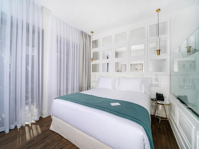 Bedroom 16