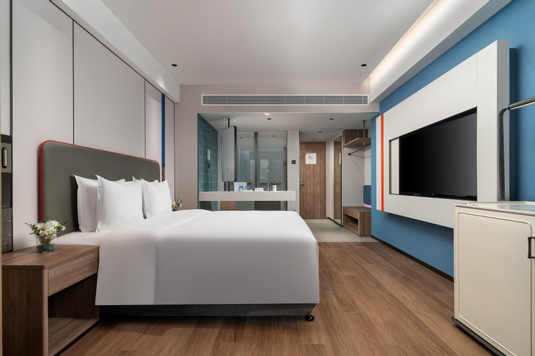 Bedroom 14